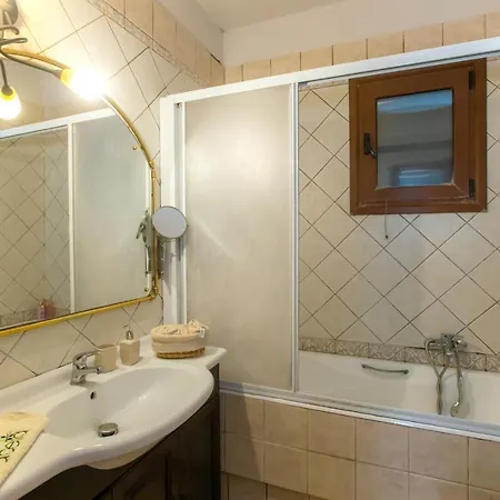 Villa Aloelia - 3Bd,Garden & Bbq Near Corfu Town Σπίτι διακοπών Αλεπού