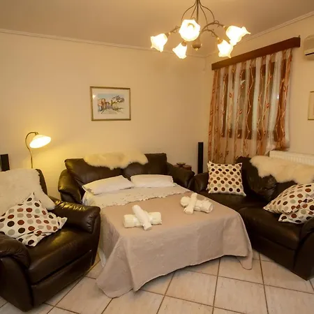 Villa Aloelia - 3Bd,Garden & Bbq Near Corfu Town Σπίτι διακοπών