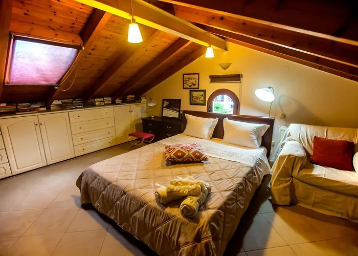 Villa Aloelia - 3Bd,Garden & Bbq Near Corfu Town Vakantiehuis Alepou