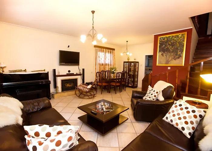 Villa Aloelia - 3Bd,Garden & Bbq Near Corfu Town